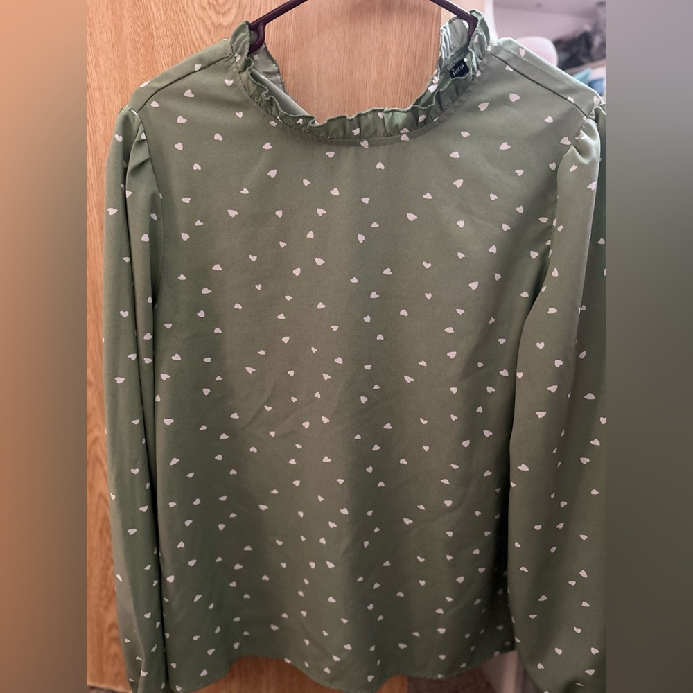 Women’s size large like new work blouse